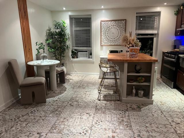 Appartamento Luxe Brooklyn Getaway New York Esterno foto